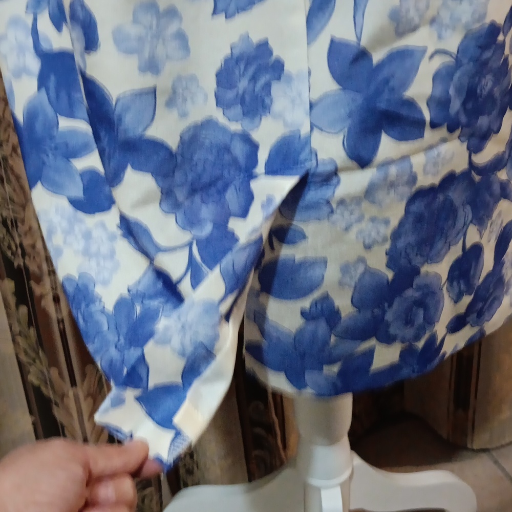 SAG HARBOR DRESS - Picture 3 of 6